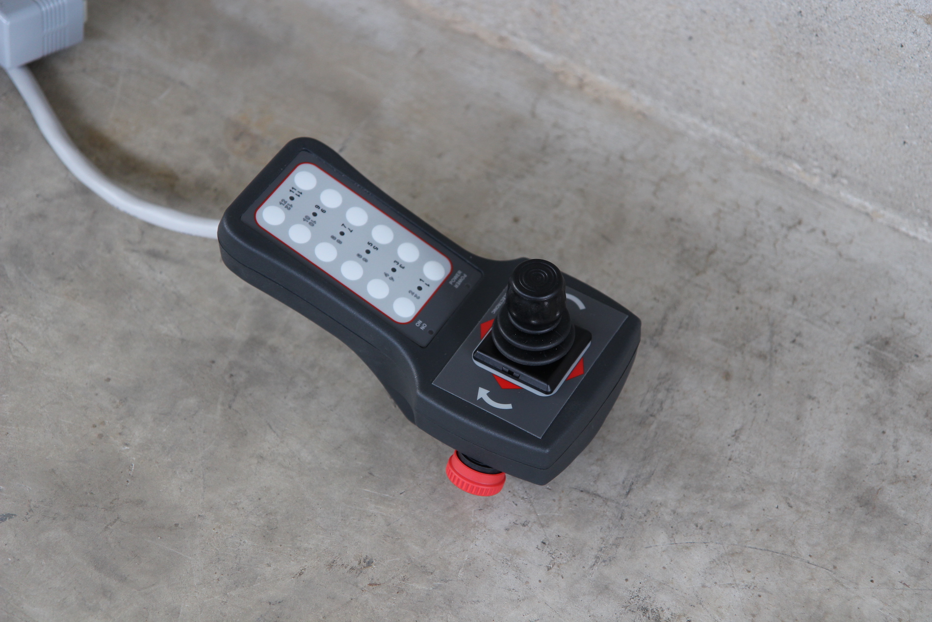 comandi_elettrici_proporzionali_con_joystick_PA200 Comandi elettrici proporzionali con joystick PA 200